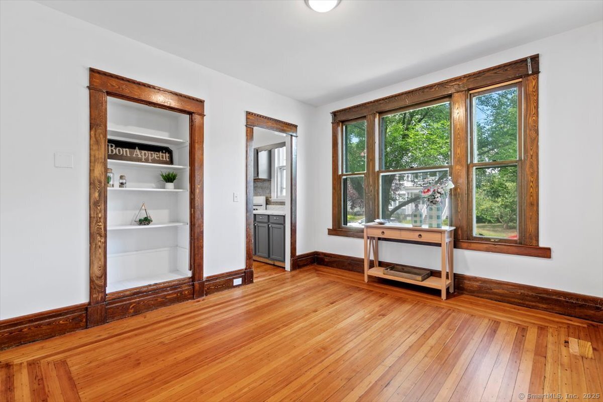 212 Maple Street New Haven CT 06511