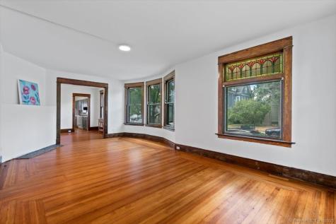 212 Maple Street New Haven CT 06511