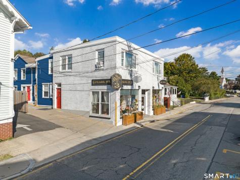 3 Pearl Street Groton CT 06355