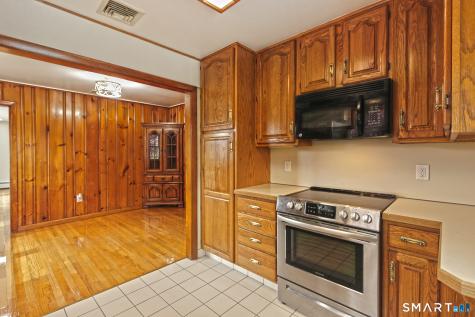 39 Enright Street West Haven CT 06516