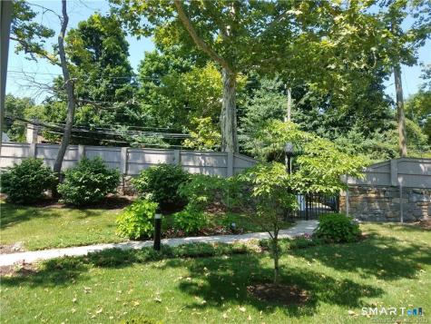 46 Stoneridge Circle Stamford CT 06902