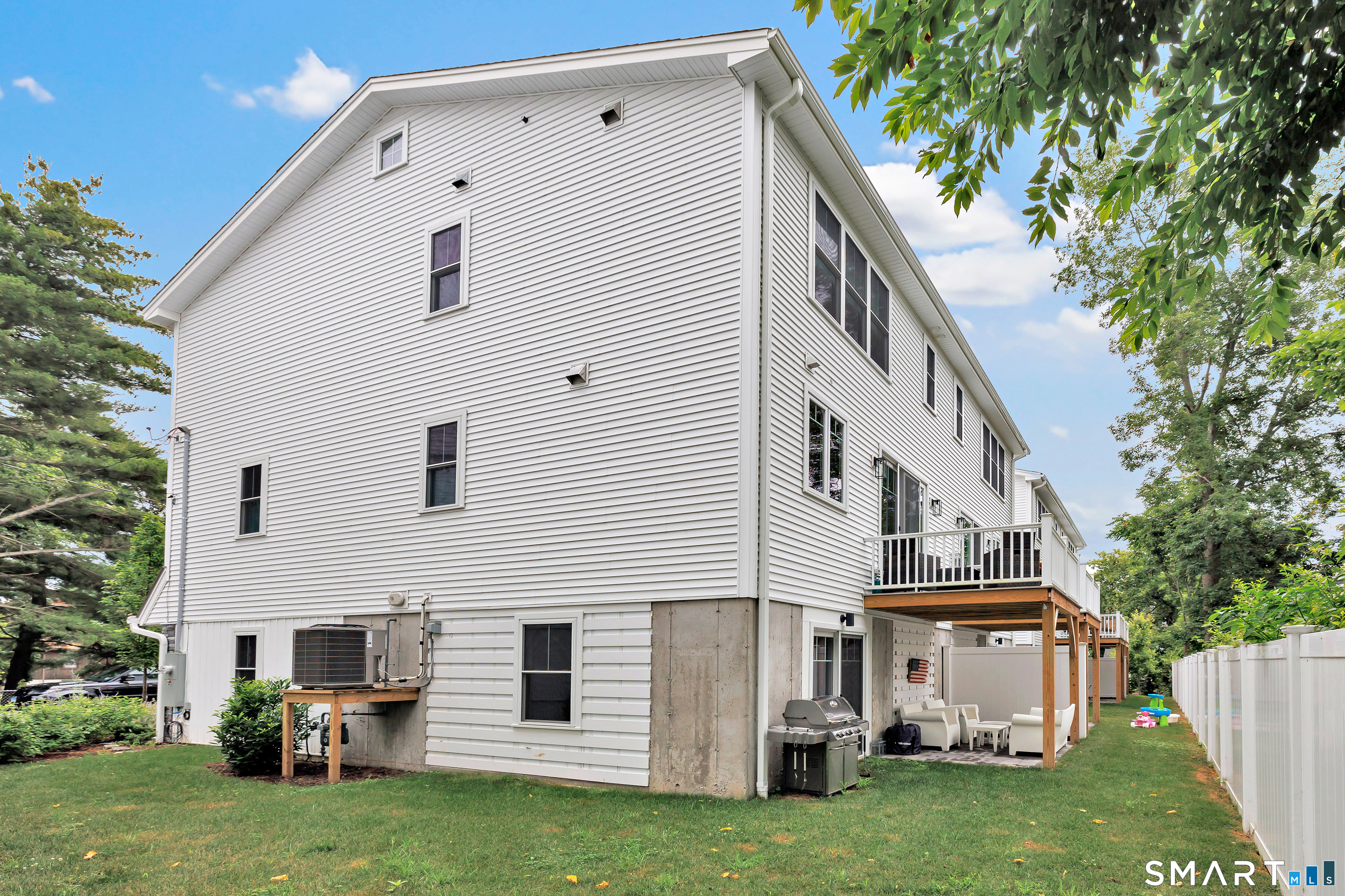 888 Oldfield Road Fairfield CT 06824