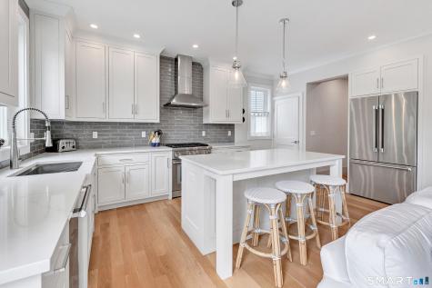 888 Oldfield Road Fairfield CT 06824
