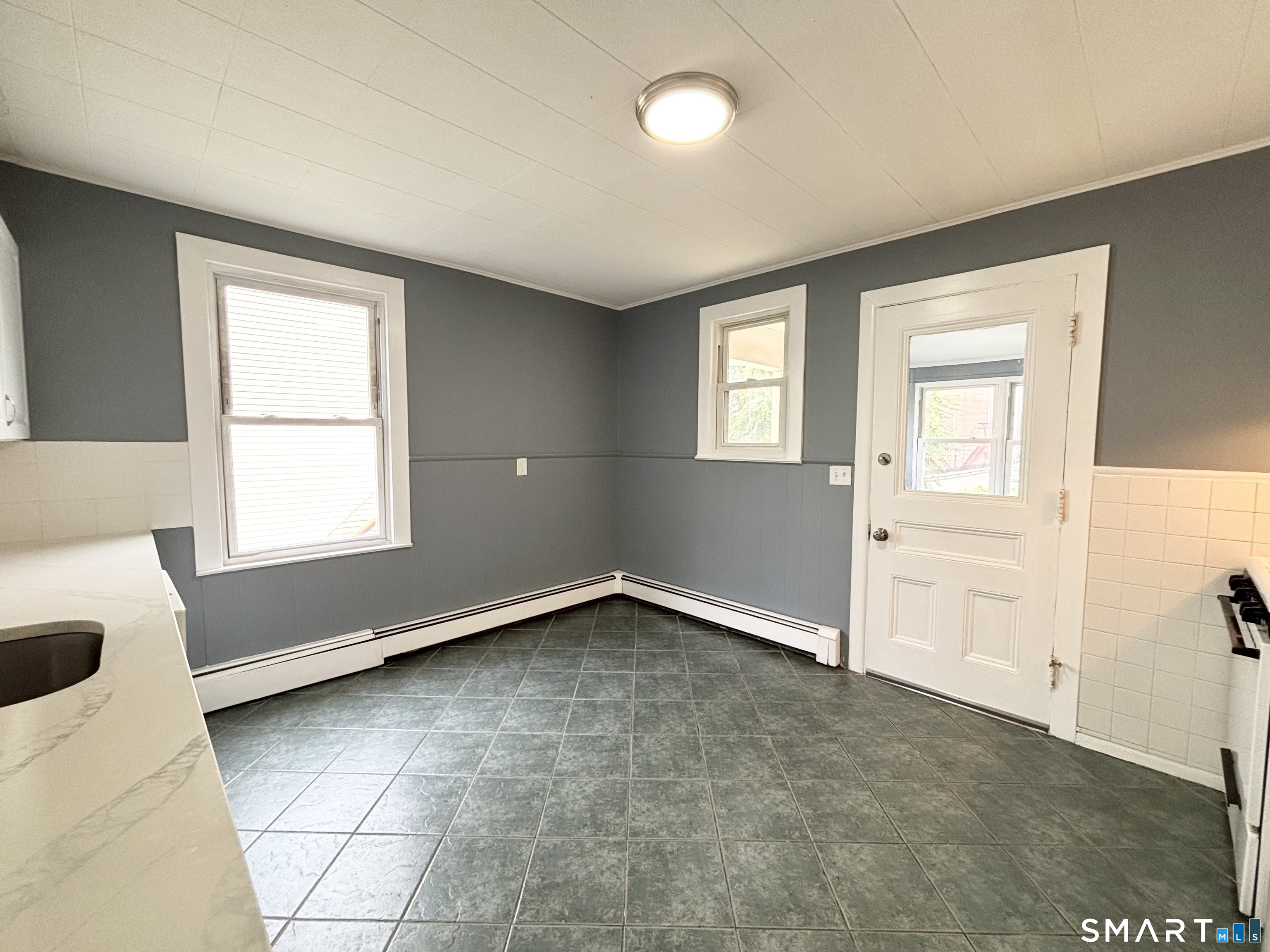 243 Knickerbocker Avenue Stamford CT 06907