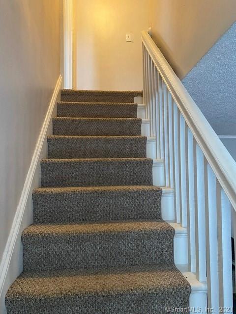 334 Summit Street Manchester CT 06040
