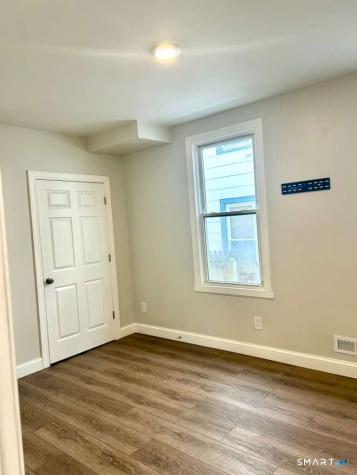 124 Charles Street Waterbury CT 06708