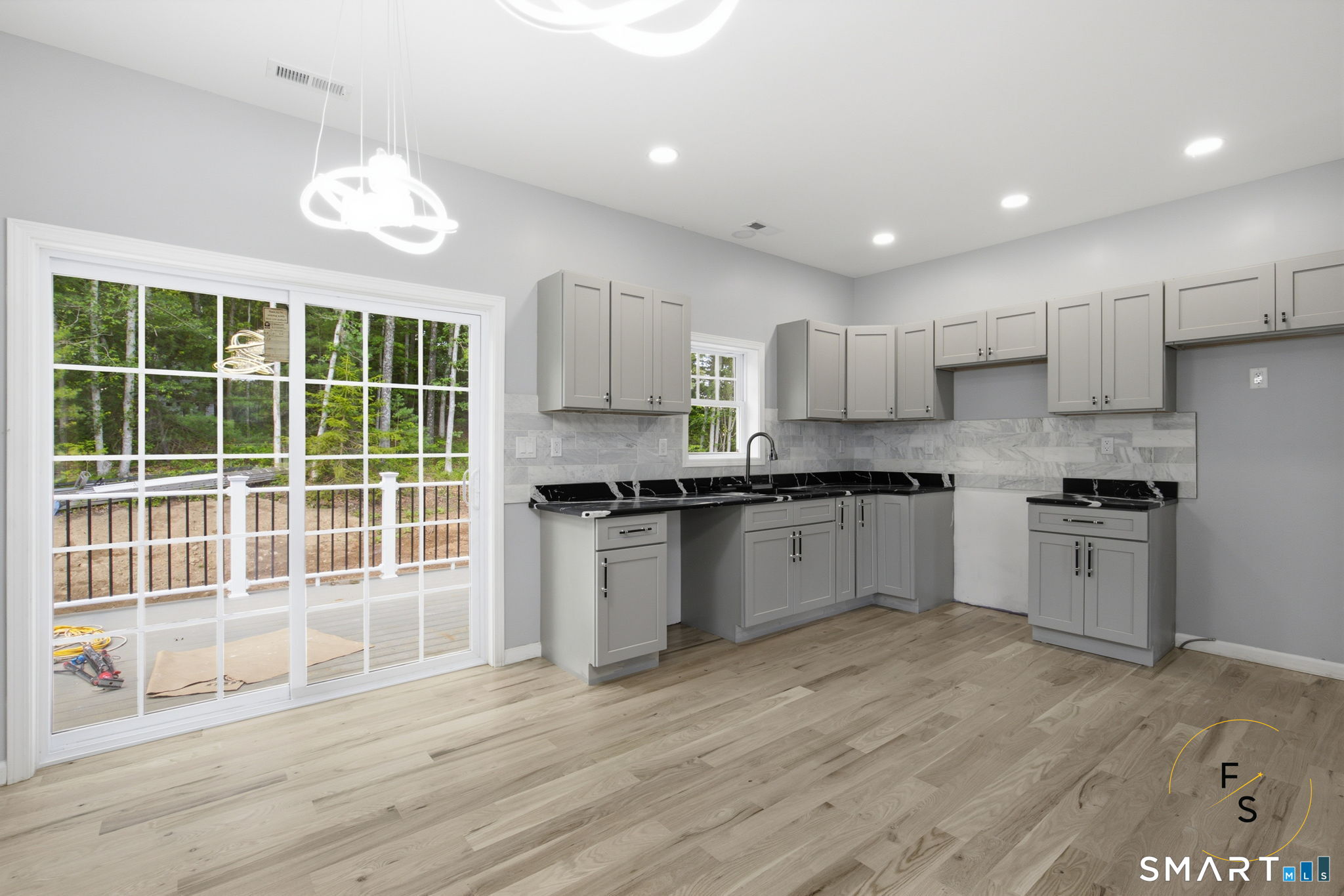 10 Church Street Sprague CT 06330