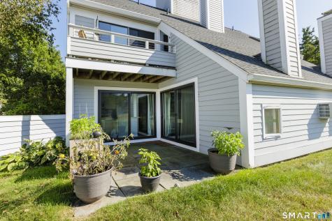 20 River Colony Guilford CT 06437
