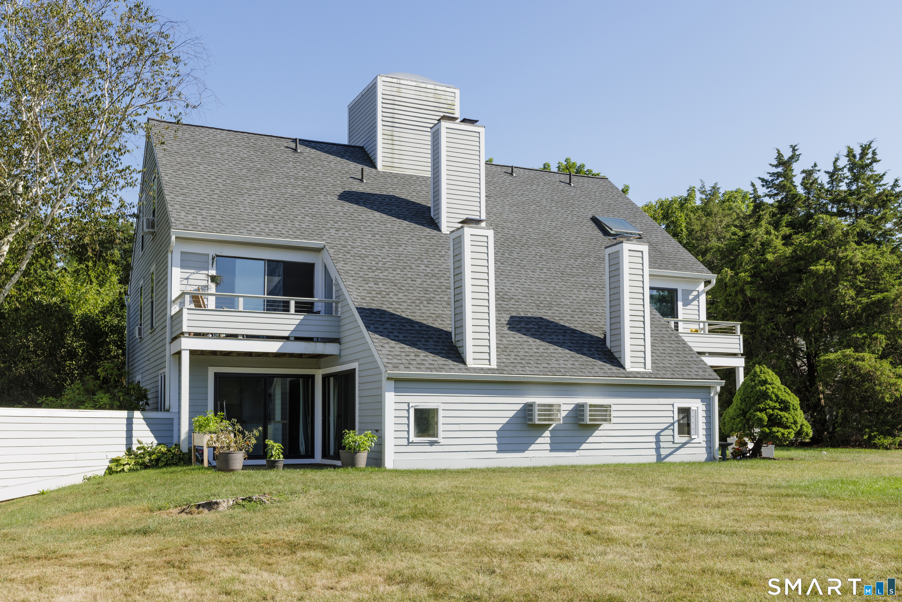 20 River Colony Guilford CT 06437