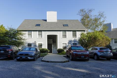 20 River Colony Guilford CT 06437
