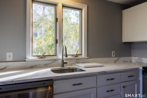 20 River Colony Guilford CT 06437