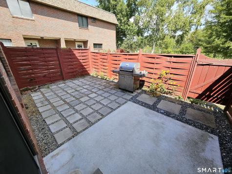 21 Sharon Lane Wethersfield CT 06109