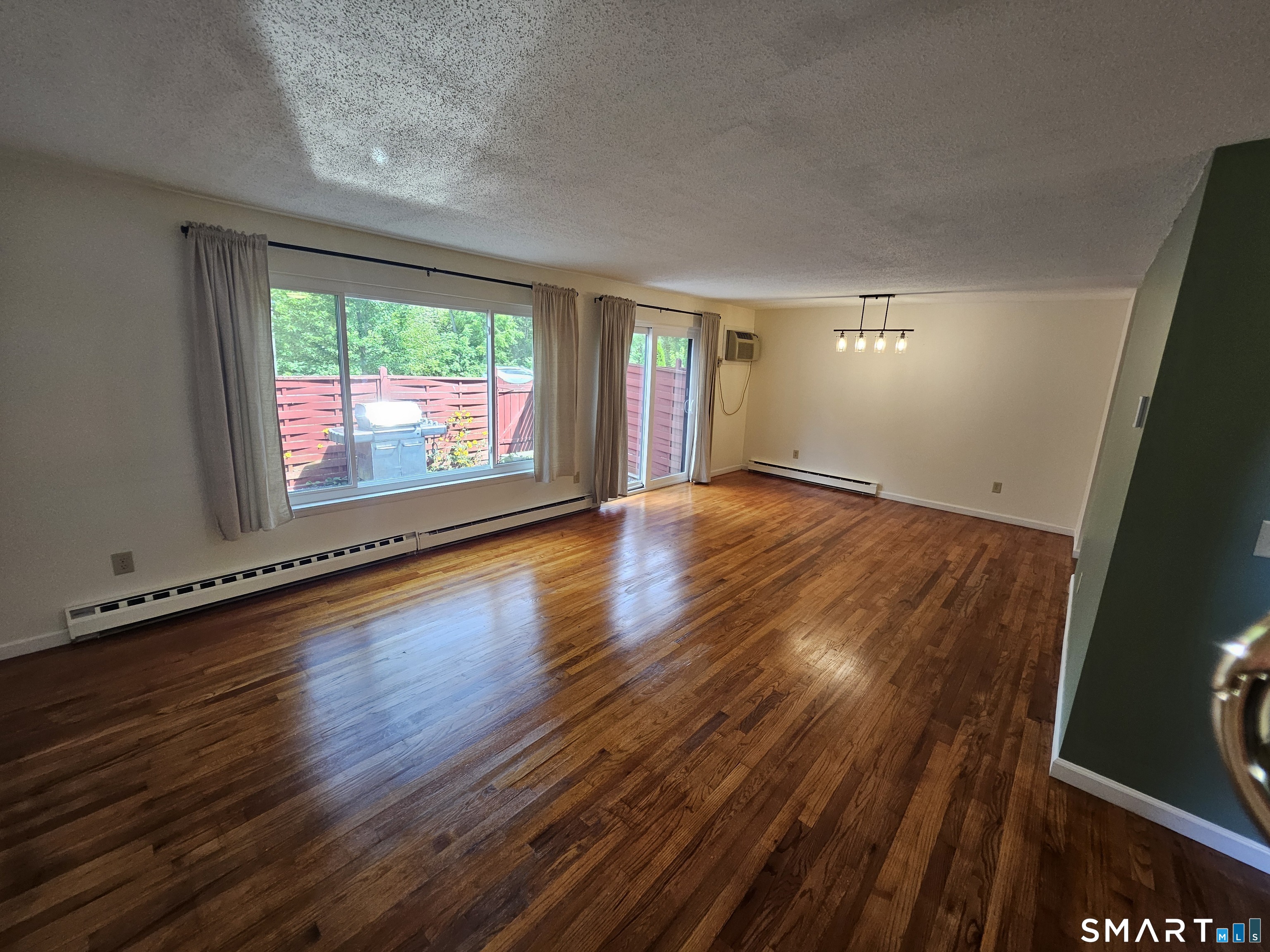 21 Sharon Lane Wethersfield CT 06109