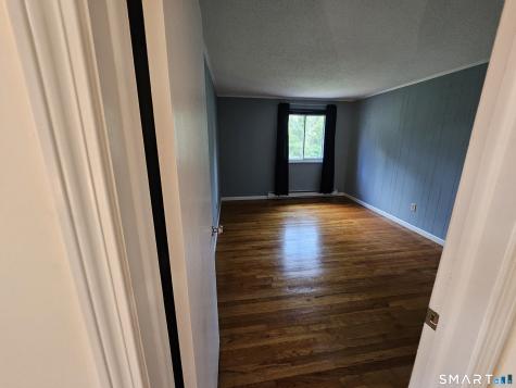 21 Sharon Lane Wethersfield CT 06109