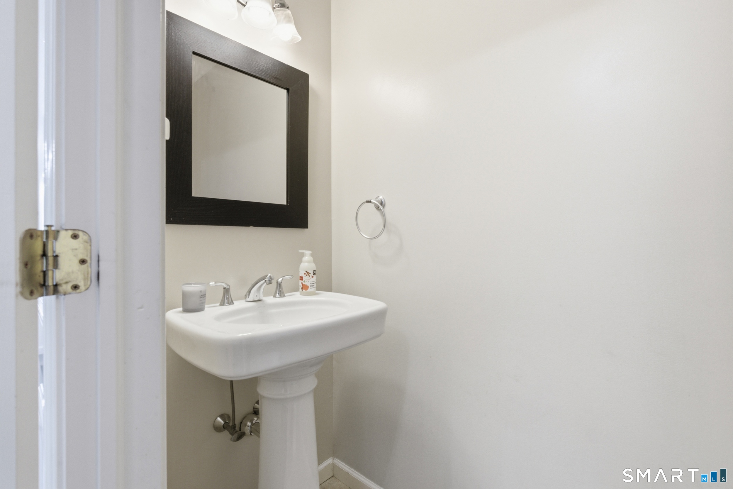 305 Sylvan Street Bridgeport CT 06606