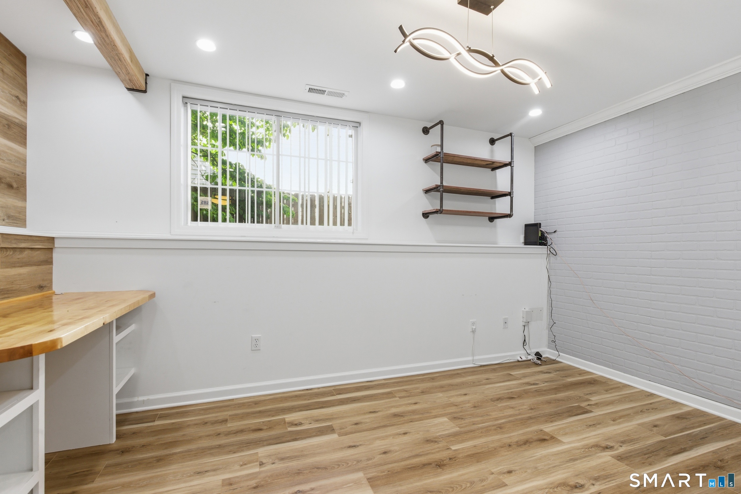 305 Sylvan Street Bridgeport CT 06606