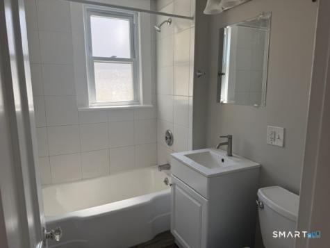 86 Cottage Avenue Ansonia CT 06401