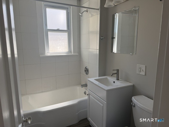 86 Cottage Avenue Ansonia CT 06401