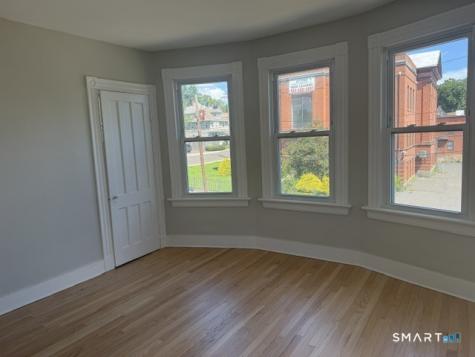 86 Cottage Avenue Ansonia CT 06401