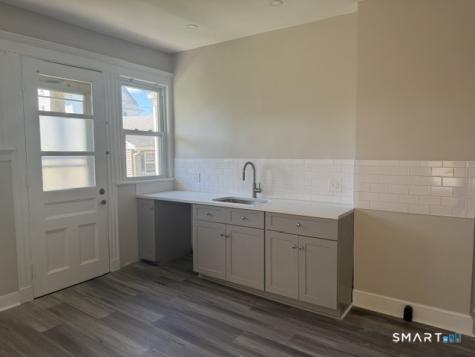 86 Cottage Avenue Ansonia CT 06401