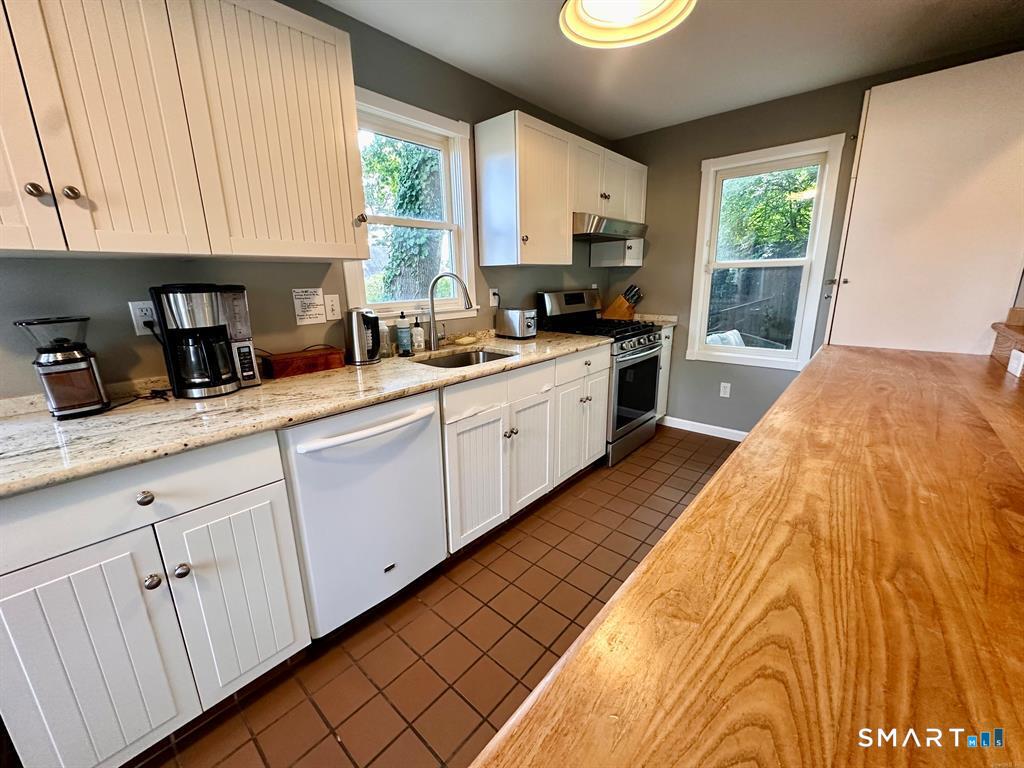 44 Warren Street Milford CT 06460