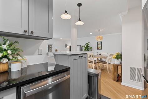 98 Valley Road Greenwich CT 06807