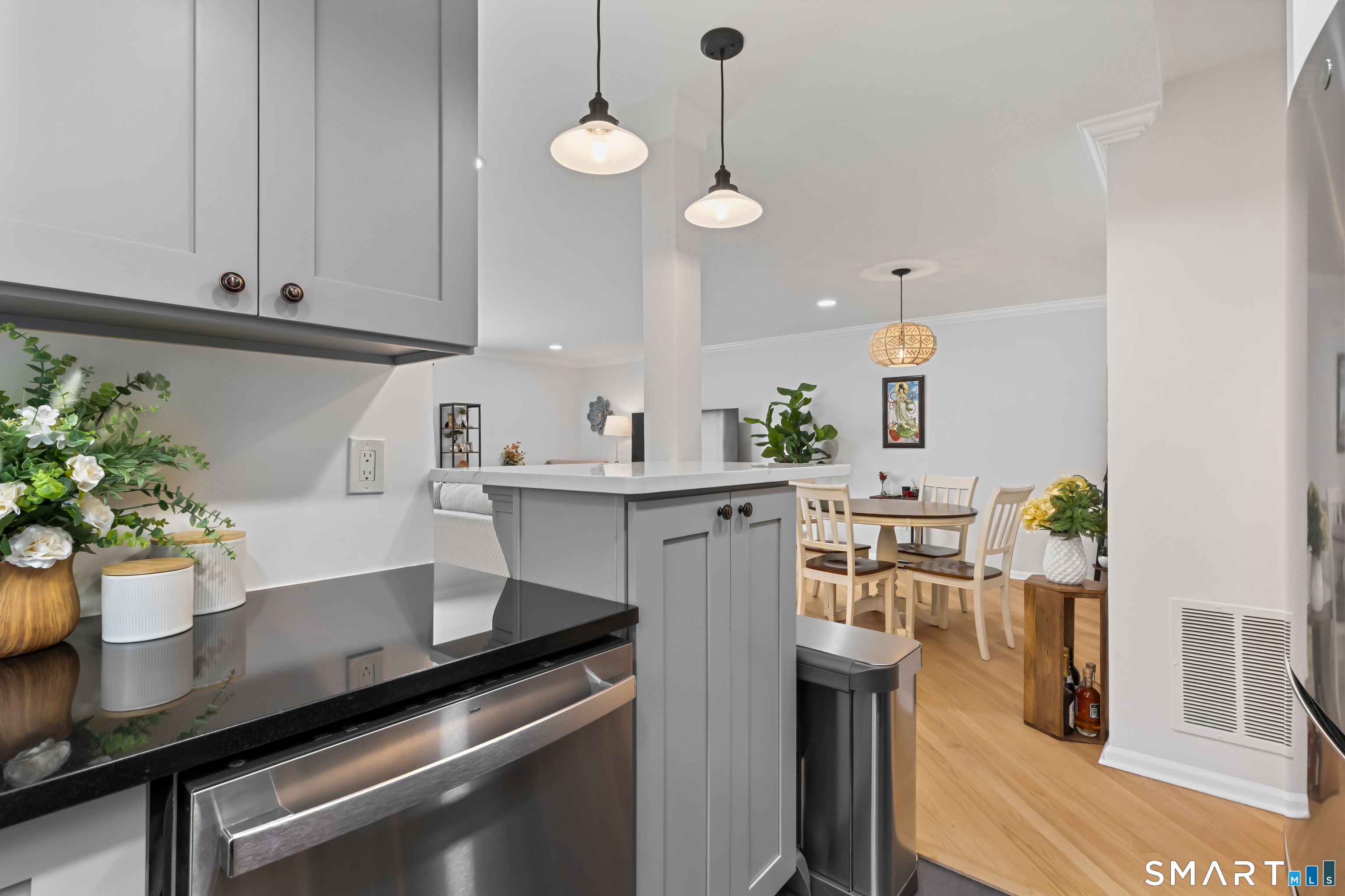 98 Valley Road Greenwich CT 06807