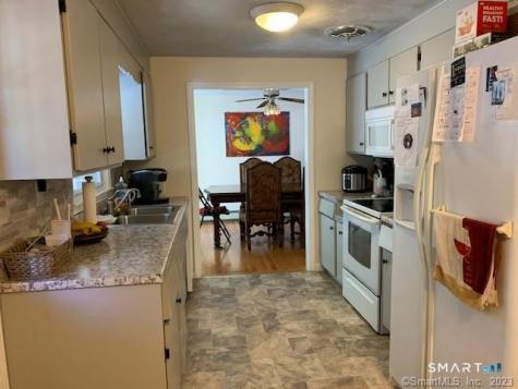 40 Pollys Lane Montville CT 06382