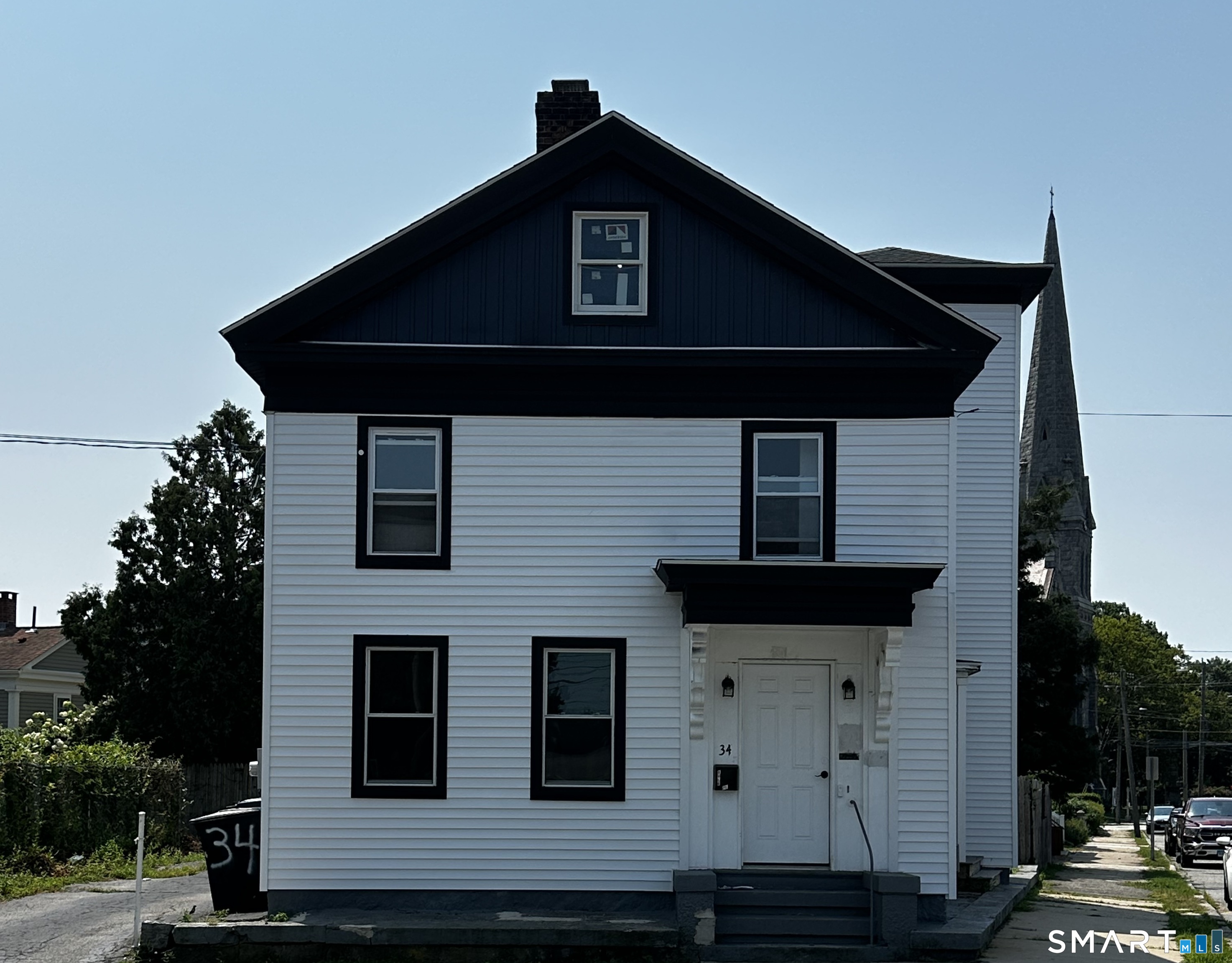 34 Bulkeley Plain New London CT 06360