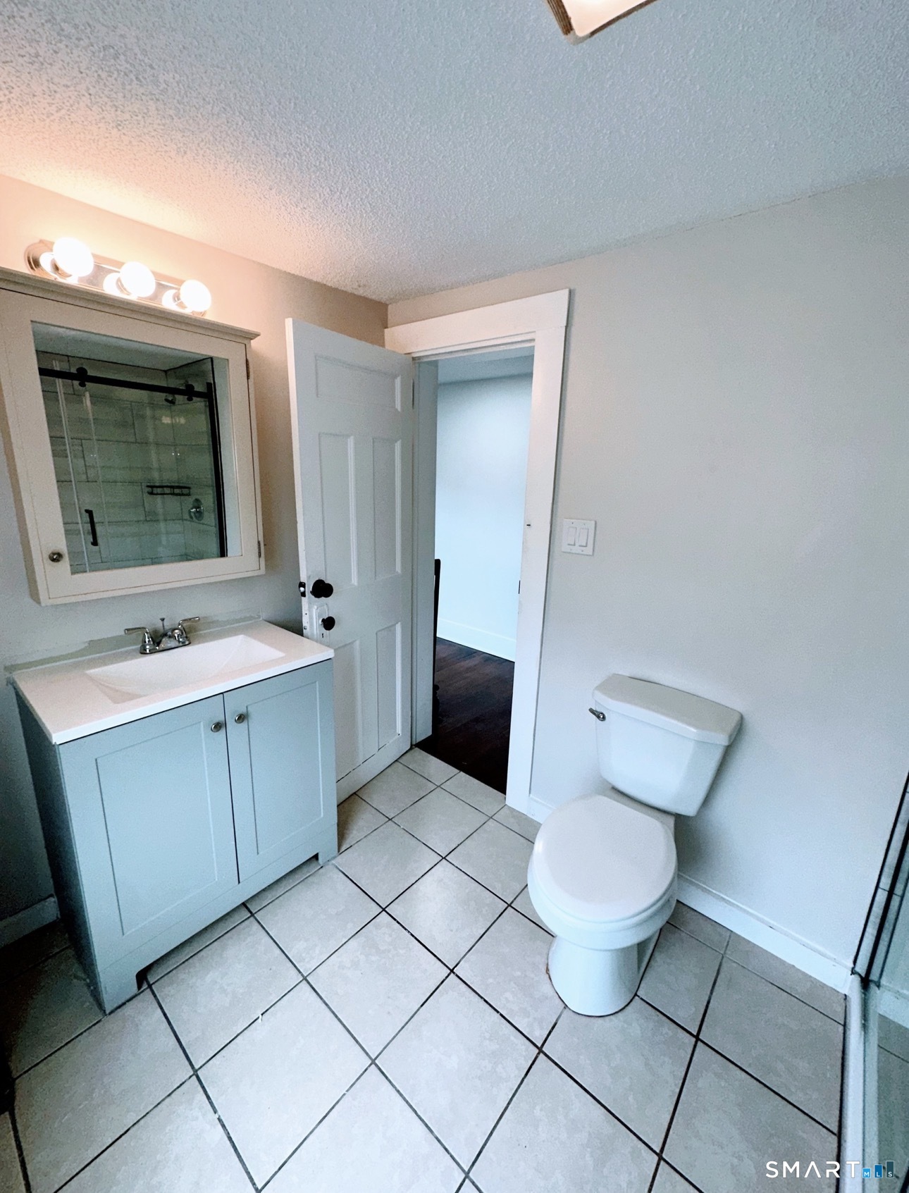 34 Bulkeley Plain New London CT 06360