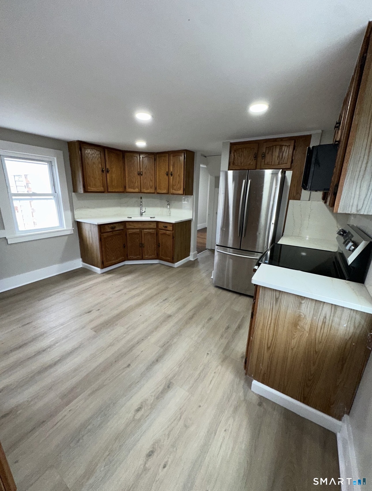 34 Bulkeley Plain New London CT 06360
