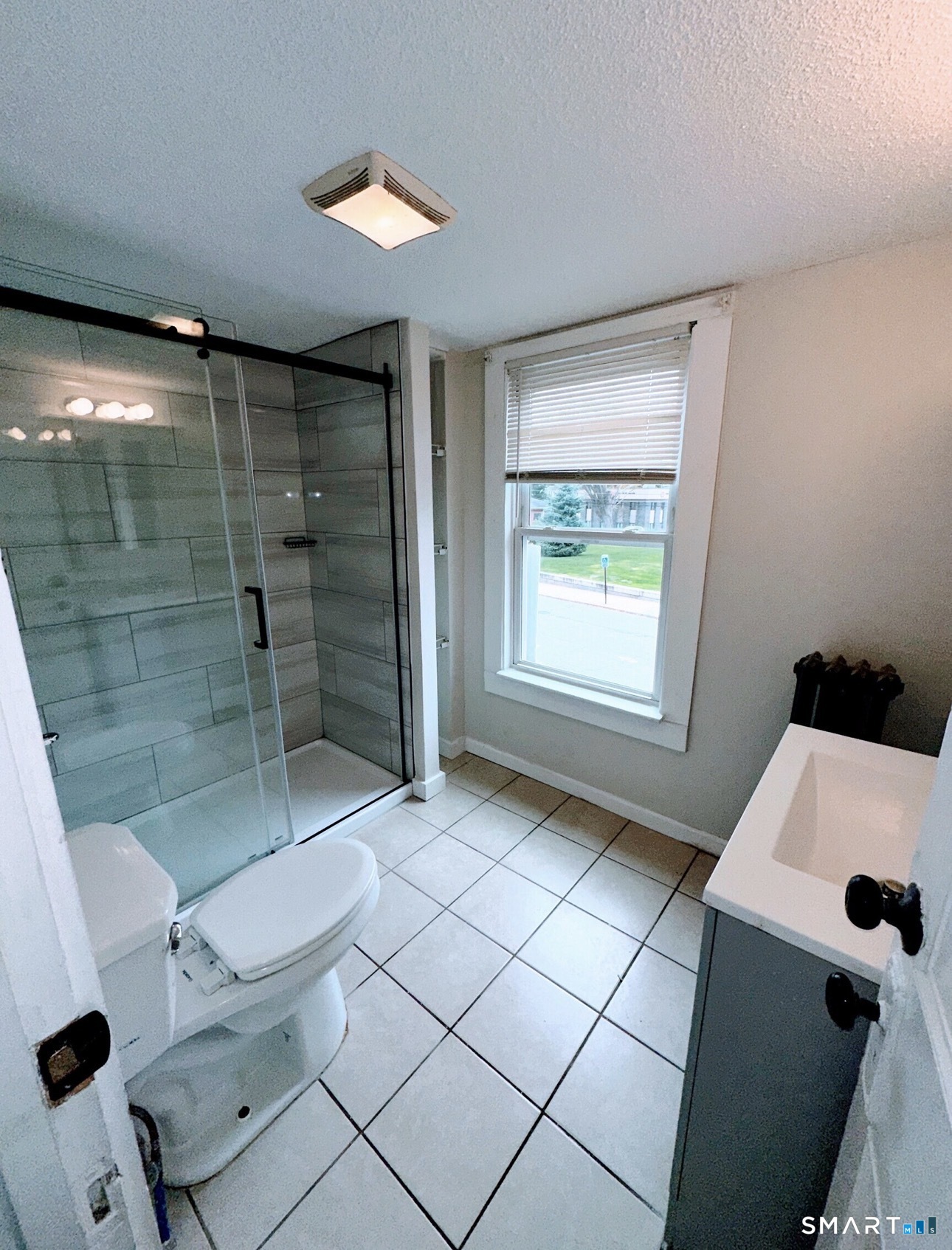 34 Bulkeley Plain New London CT 06360