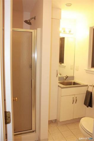 5 Meriden Road Old Lyme CT 06371