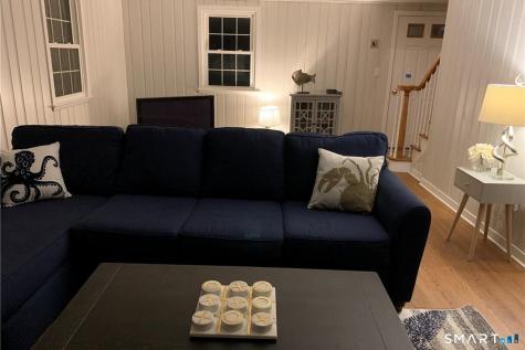 5 Meriden Road Old Lyme CT 06371