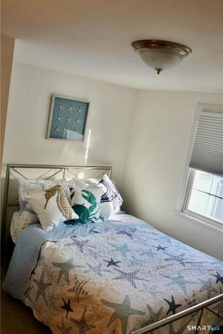 5 Meriden Road Old Lyme CT 06371