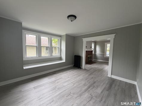 171 Norwood Avenue New London CT 06320