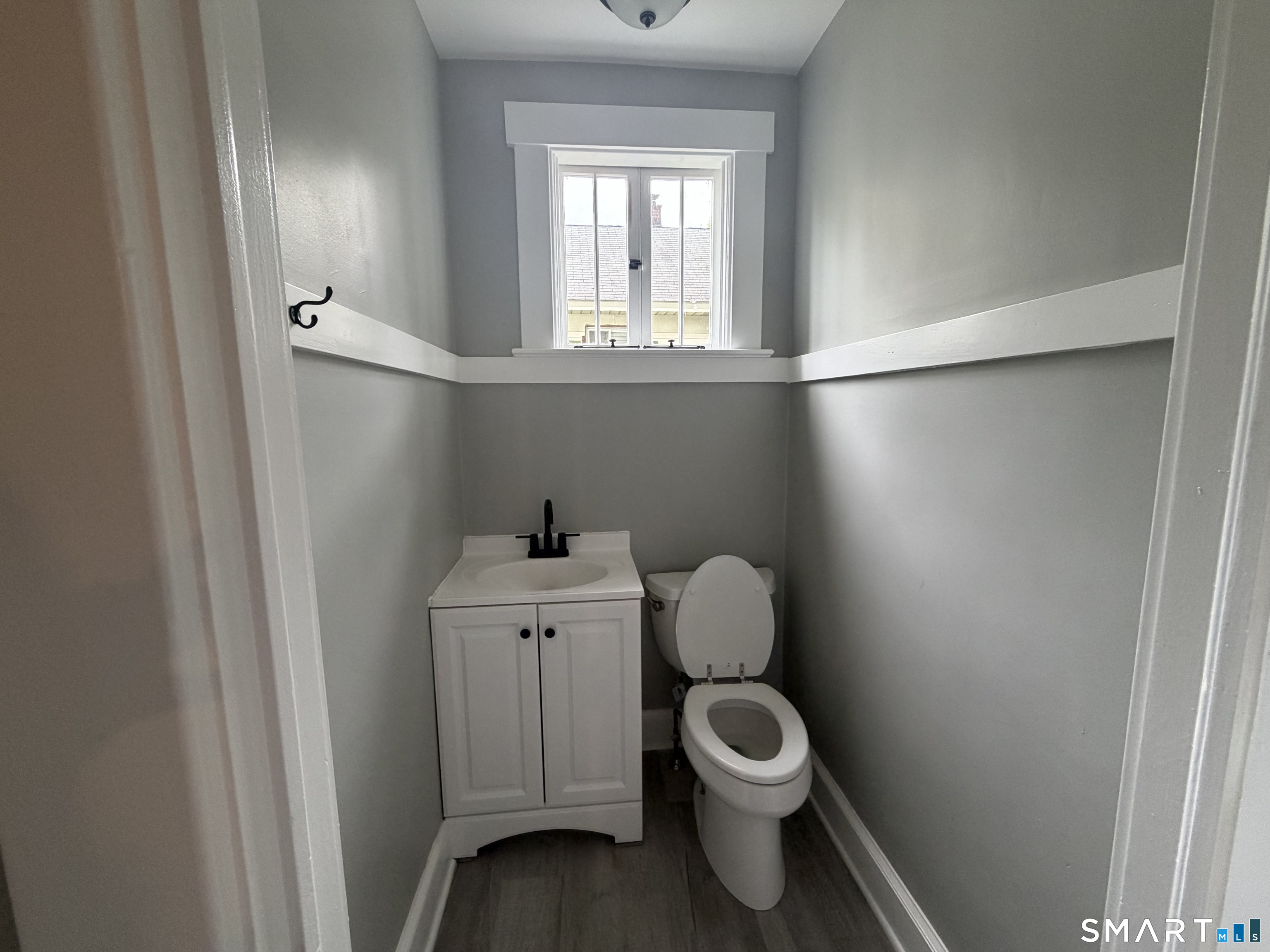 171 Norwood Avenue New London CT 06320