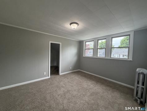 171 Norwood Avenue New London CT 06320