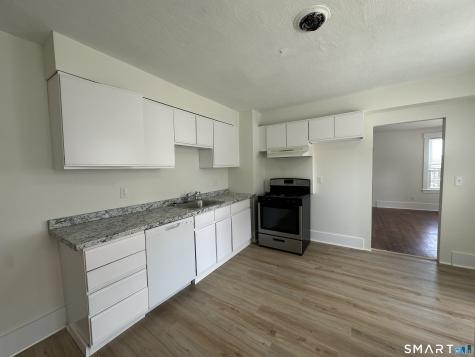 101 Riverview Avenue New London CT 06320