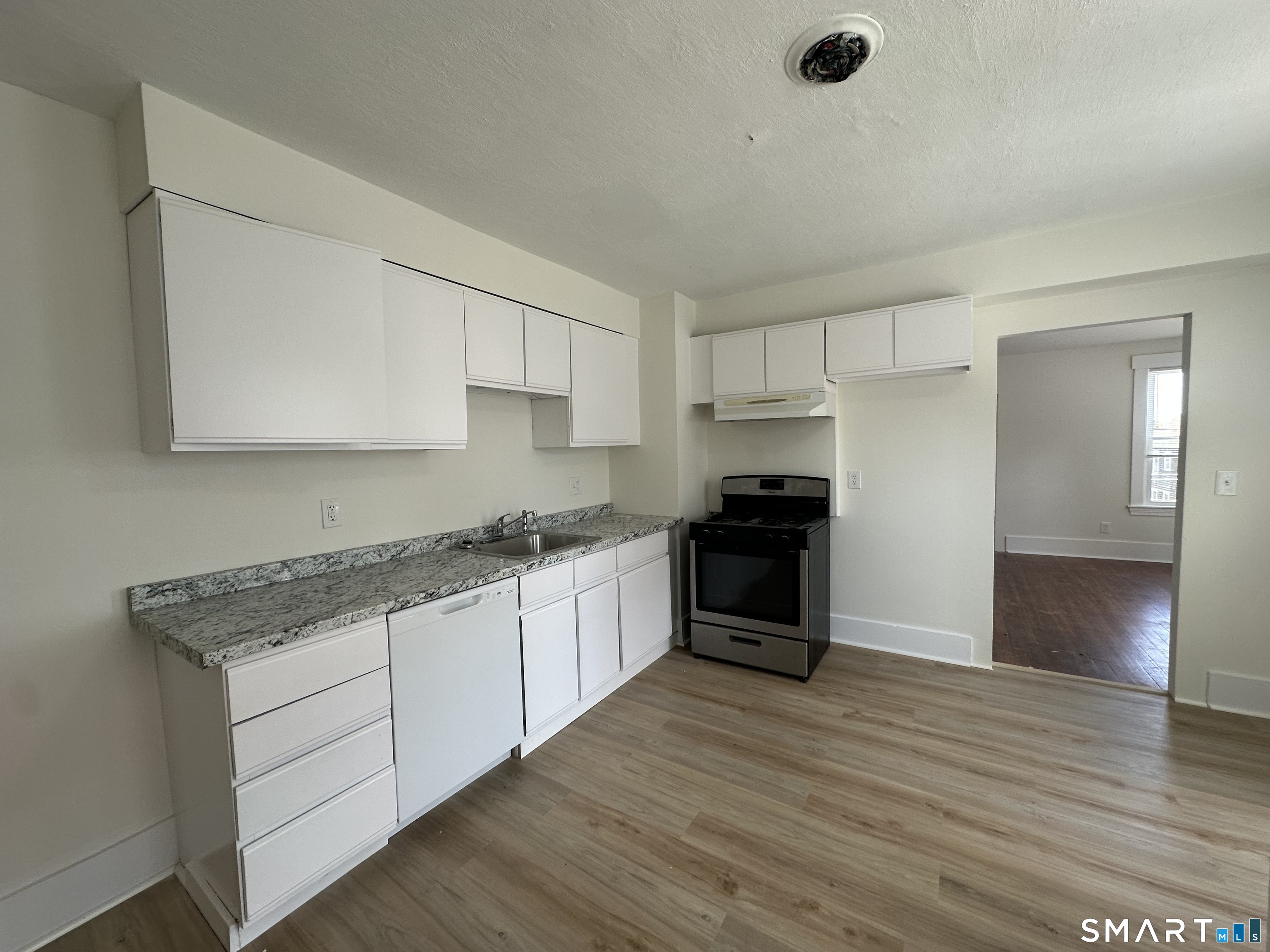 101 Riverview Avenue New London CT 06320