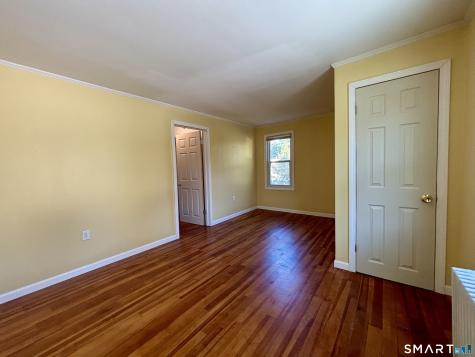 11 Sycamore Road Norwich CT 06360