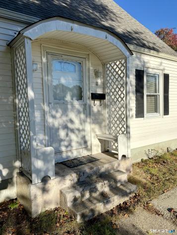 11 Sycamore Road Norwich CT 06360