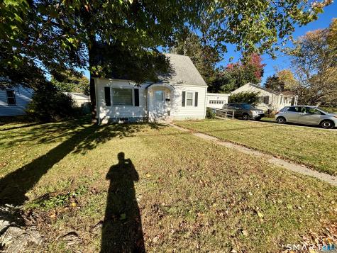 11 Sycamore Road Norwich CT 06360