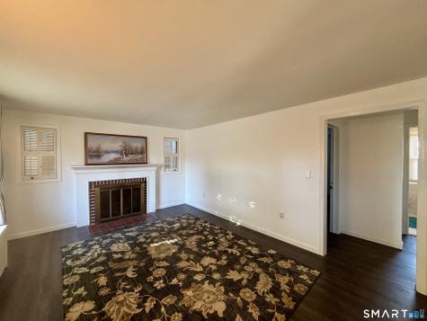 11 Sycamore Road Norwich CT 06360