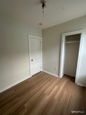 44 Prest Street New London CT 06320