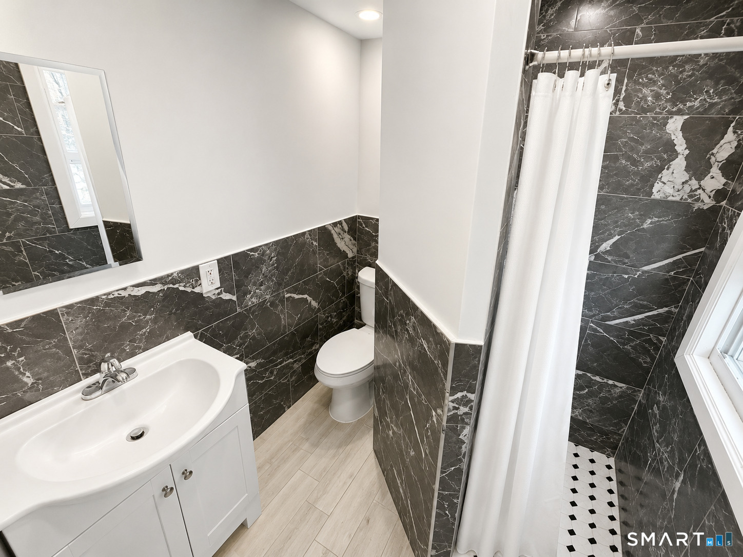 118 High Street Torrington CT 06790