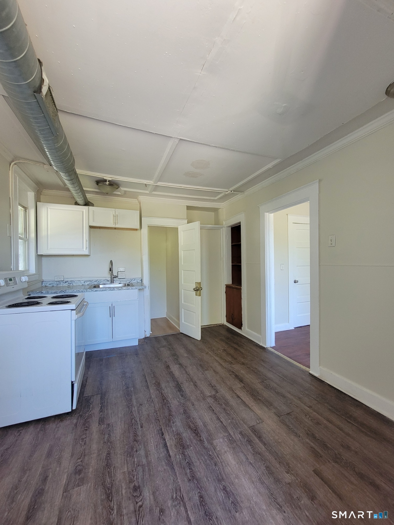 Plymouth CT, 220 Main Street, Unit 7