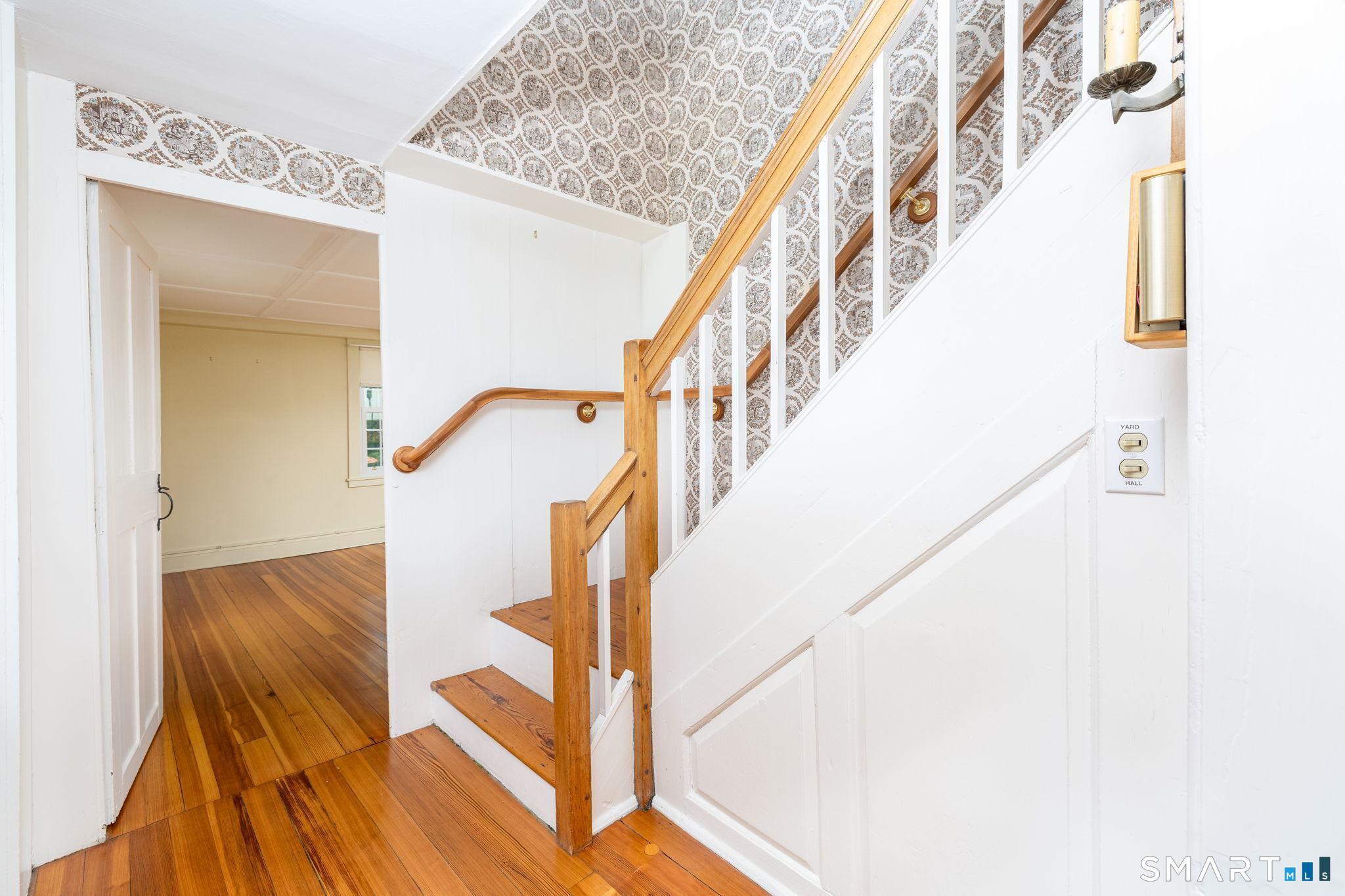 73 Westledge Road Simsbury CT 06092