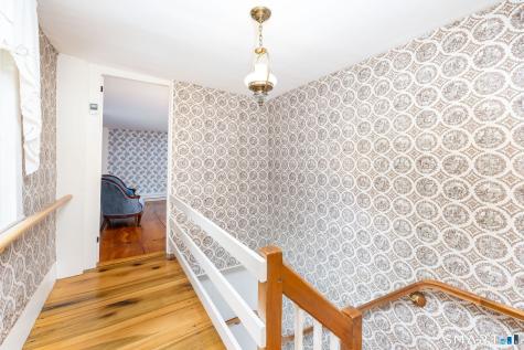 73 Westledge Road Simsbury CT 06092