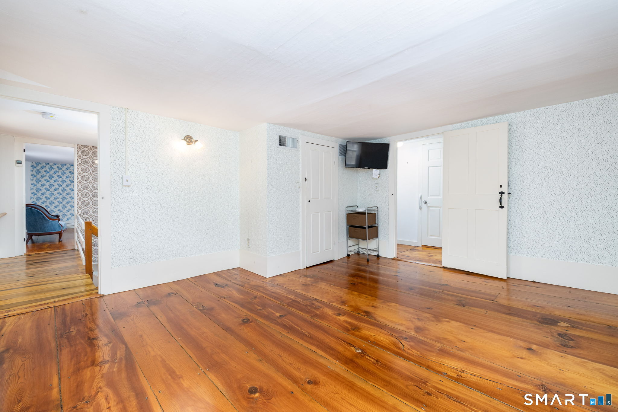 73 Westledge Road Simsbury CT 06092